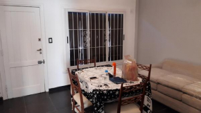 Alquiler Temporal Casa tipo PH 3 ambientes Barrio Caisamar